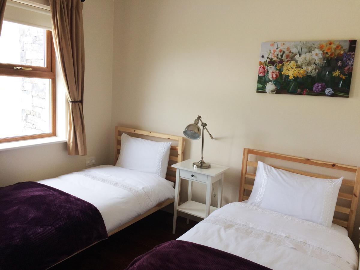 Wild Atlantic Breeze Guesthouse Дулін Екстер'єр фото